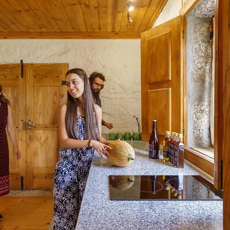 Azenha Da Lavoura Em Barrega Holiday home *