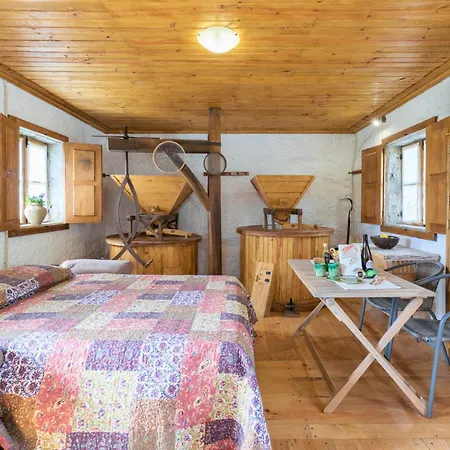 Casa de Férias Azenha Da Lavoura Em Barrega *