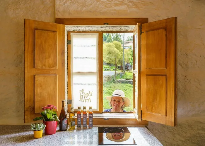 Azenha Da Lavoura Em Barrega