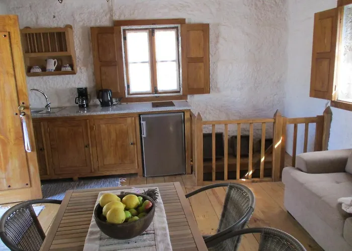 Azenha Da Lavoura Em Barrega 別荘