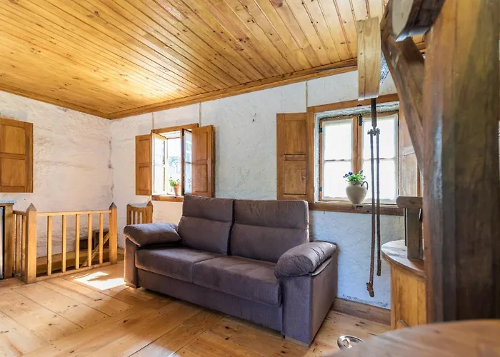 Azenha Da Lavoura Em Barrega * セロリコ・デ・バスト